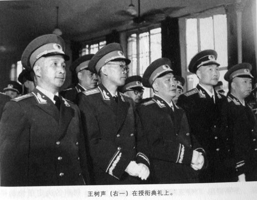 哪位开国大将为革命大义灭亲 抗战期间曾一路乞讨回延安