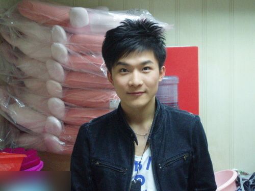 为何吸毒明星多在朝阳区?揭秘神秘情报网