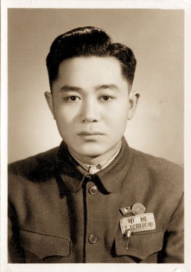 王文潜伏什刹海自设电台