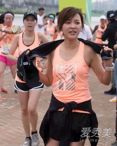 郑多燕发福反弹变大妈!瘦身还得靠抗阻训练