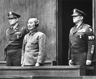 参加东京审判的中国代表团以梅汝璈为法官,向哲濬为检察官,前后参加者