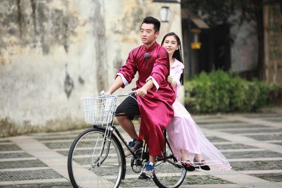 最佳cp情侣女神和一日护卫的组合:baby 郑恺