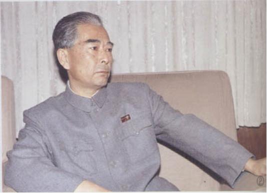从20世纪70年代末,电影中第一次出现周恩来的形象后,先后有多位特型