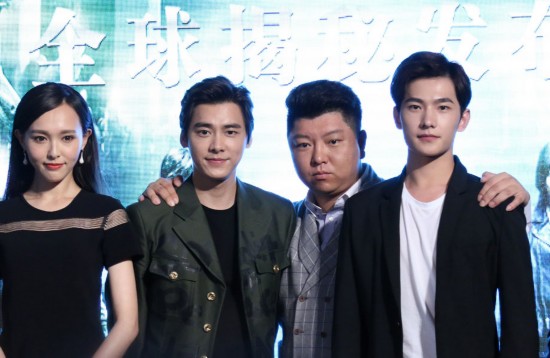 新偶像:李易峰上位内幕与杨洋不和真相