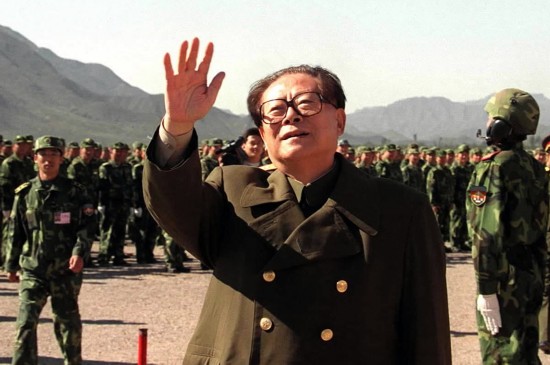 中央领导人军装照 胡锦涛和习近平军装合影