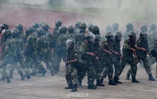 边防武警部队的主要任务:首先他是属于部队不是单纯的警察虽说是一个