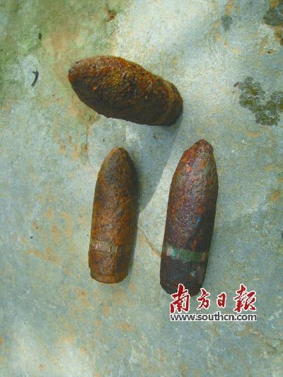 中山清理农场挖出三枚小炮弹 疑为侵华日军留下[图]