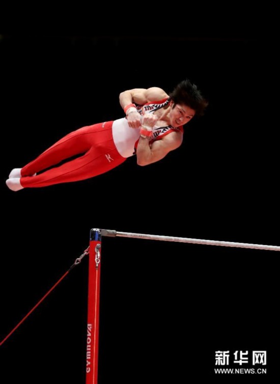 体操世锦赛内村航平获得单杠金牌4