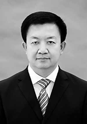 程丹峰落马 系苏荣女婿   11月17日,据湖南省纪委消息:张家界市委常委