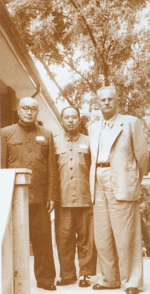 安徽频道 文化体育 历史 原标题:缅怀开国上将陈伯钧:被毛泽东誉为