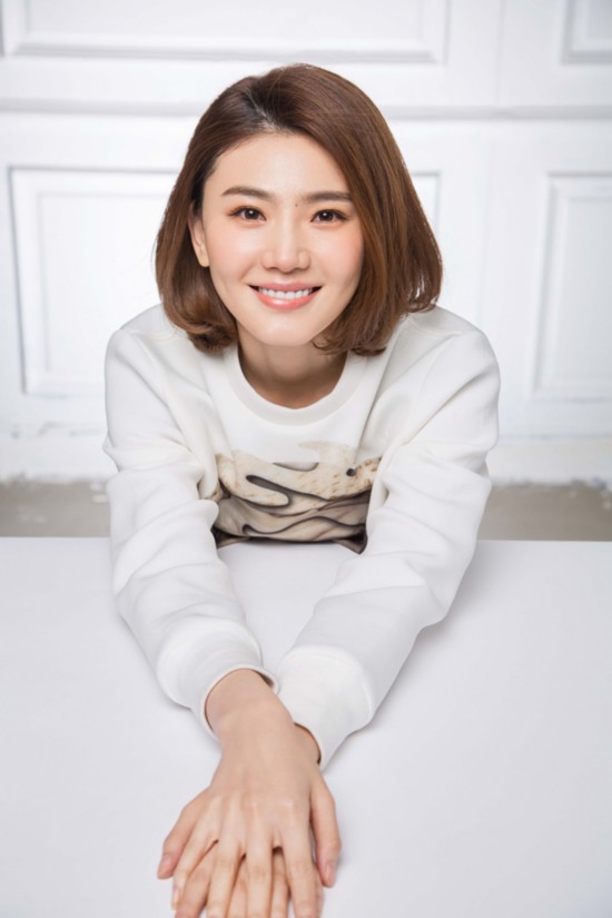 刘冬曝最新冬日写真 造型清纯甜美如初恋--青海频道--人民网