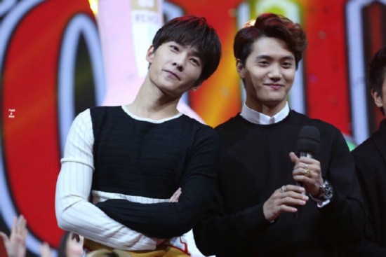 《天天向上》20151218期预告:杨洋牙开酒瓶敬军礼 郭采洁变软妹