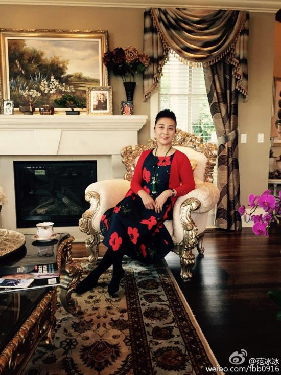 基因超强大!黄晓明妈妈年轻时长相不输baby 当红明星与妈妈合影大曝光