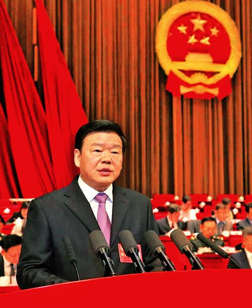 娄勤俭:政府工作报告