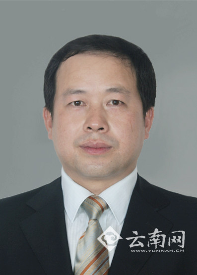 张之亮,男,汉族,1964年1月生,在职研究生学历,中共党员,1981年9月参加