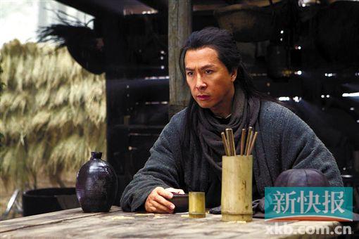 由甄子丹,杨紫琼主演,袁和平执导的武侠功夫片《卧虎藏龙2:青冥宝 