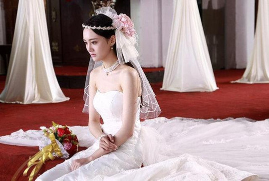 胡彦斌跟郑爽要结婚了?怪不得爽妹肯吃肉了!