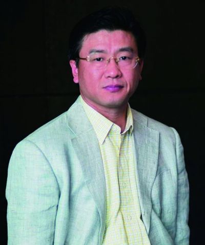 低文化老总_汉宏岩文化老总照片