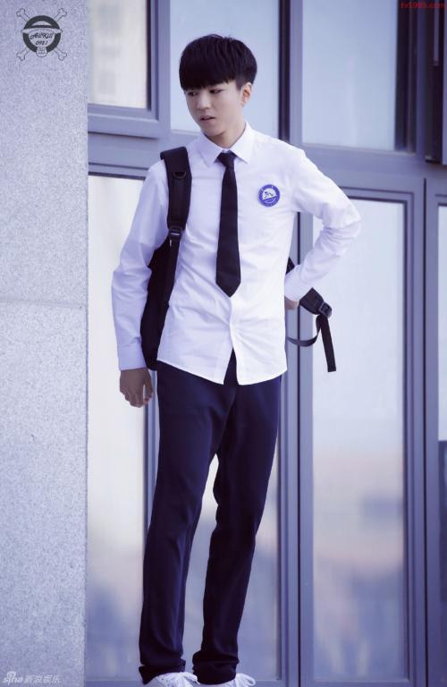 tfboys王源清明踏青去巡山揭秘王源王俊凯易烊千玺家庭背景