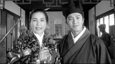 郑佩佩:从侠女到"侠婆 戏里戏外与侠结缘