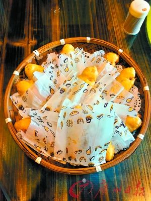 油炸狮头鱼鱼刺都酥香