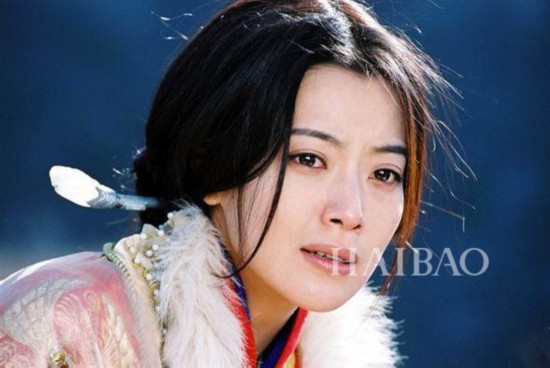 2005年尝试了他人生第一次古装史诗风格,搭档当时在中国很有人气的