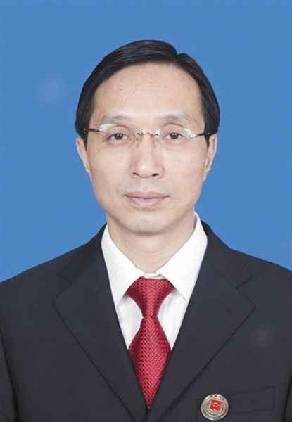 蒙华(梧州市司法局局长)