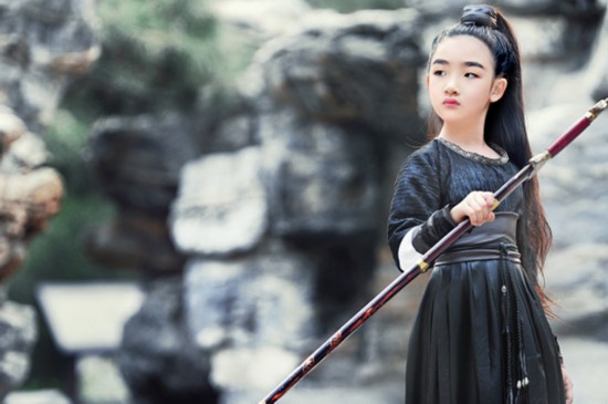 《危城》火热定档 刘青云女儿刘嘉艺父女情深