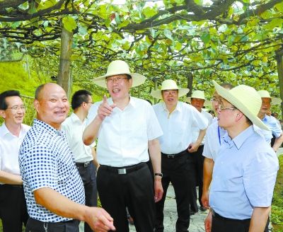 6月21日至22日,湖南省委书记,省人大常委会主任徐守盛来到怀化
