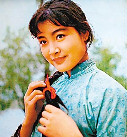 侧边麻花辫 我服范冰冰