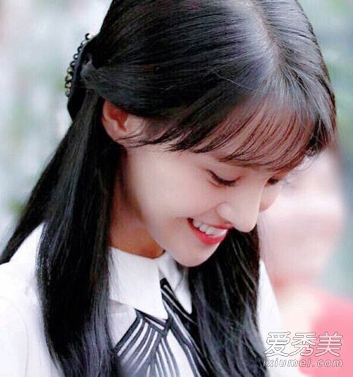 郑爽angelababy 两版《微微一笑很倾城》主演发型pk