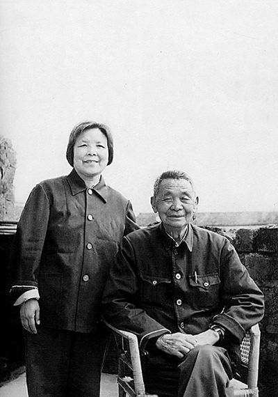 甘祖昌将军和夫人龚全珍.资料照片