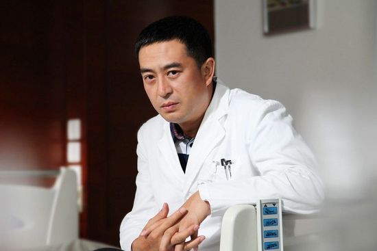 欢乐颂2》王凯上演"制服诱惑" 柳岩吴彦祖林志玲 盘点当红明星的医生