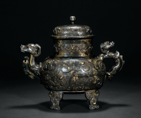 首次推出的文房精品专场《执古御今——书斋长物》以古代文人生活为题