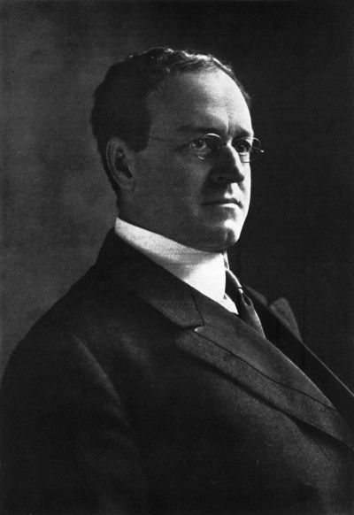 跨越百年两个威廉的长城影像