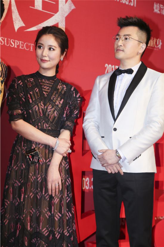 "还珠""倚天"重聚 林心如高圆圆被苏有朋逗笑