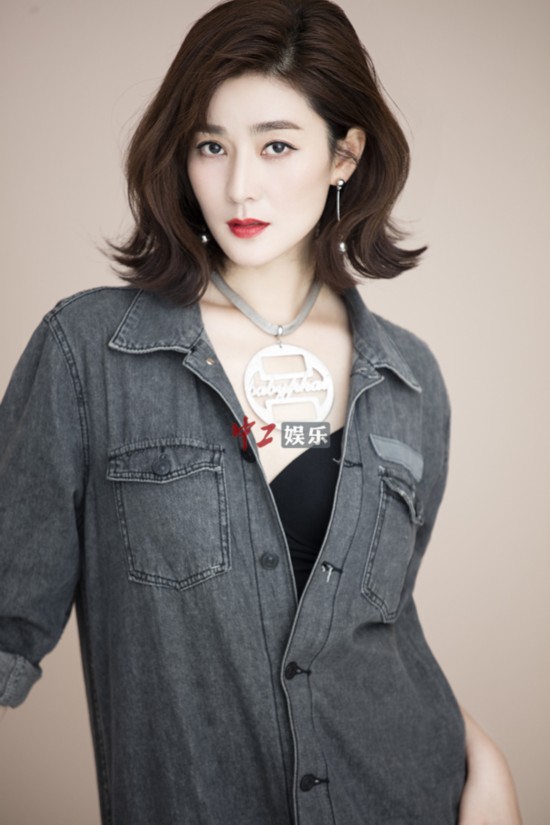 马可悦知性出演冯小刚新戏芳华军医角色受好评