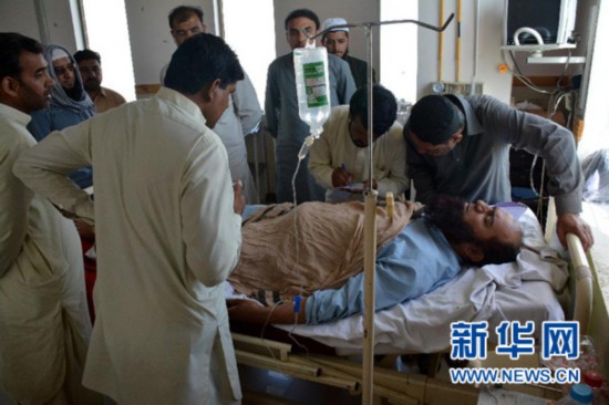 5月24日,在巴基斯坦西南部俾路支省奎达地区,巴士兵在绑架现场附近