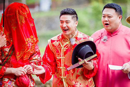 田亮《好运旅行团》再办婚礼!新娘竟不是叶一茜