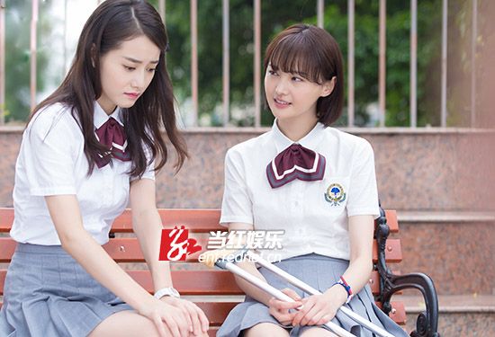 柴碧云与郑爽饰演闺蜜.