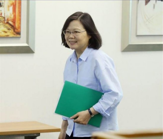 蔡英文问毒蛋为何不检禁药 遭讽富家女不知贫民生活