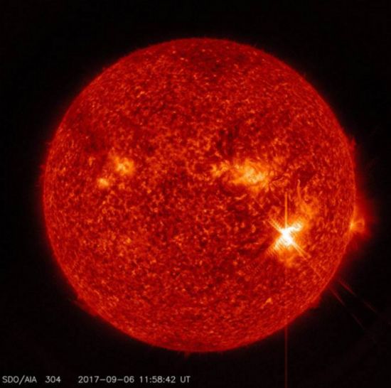 nasa:太阳连续爆发两次"闪焰" 高达x9.3级
