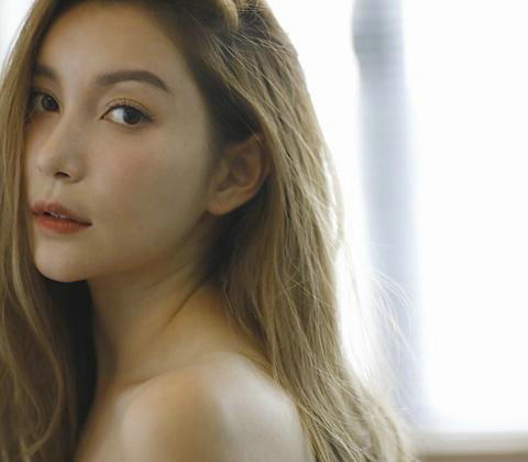 网红李雨桐自曝被薛之谦骗钱骗感情 张大奕发声力挺