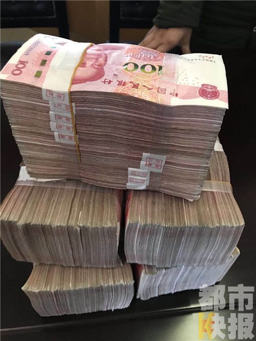 农民工工资被拖欠三年 法院协调帮忙要回50万元