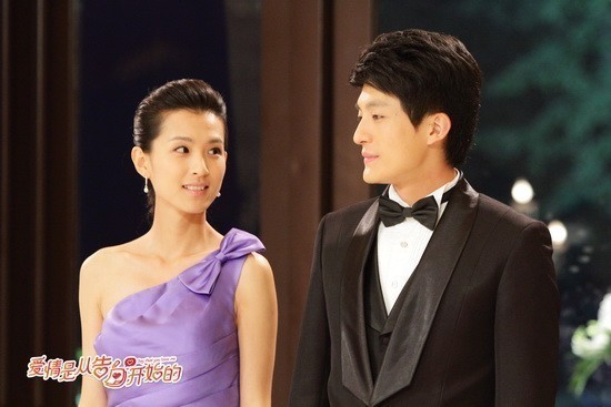 2009年在热播电视剧《爱情公寓》中饰演超级乐天爱幻想的富家大小姐林
