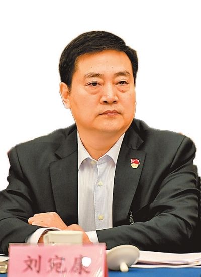 洛阳gdp及产业结构_洛阳诗韵文章结构(3)