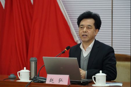 北京高校举办学习党的十九大精神和两会精神报告会与备课会