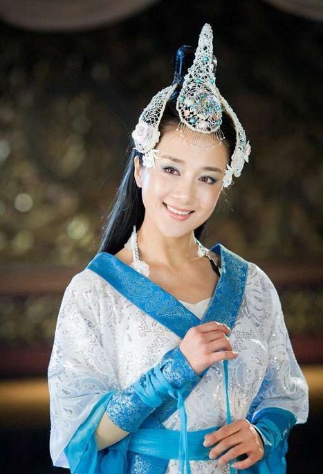 李依晓内衣_李依晓内衣性感照(2)