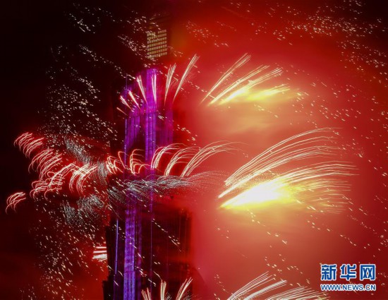 2018年12月31日晚,台北101大楼举办跨年焰火秀,喜迎2019年.
