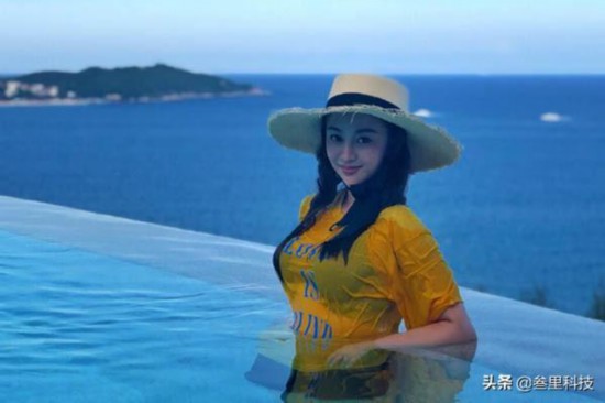 陈昱霖过往生活曝光,住豪宅戴钻表,没有事业却十分富裕